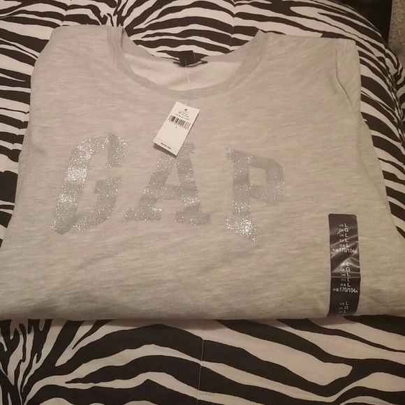 Gap sweatshirt