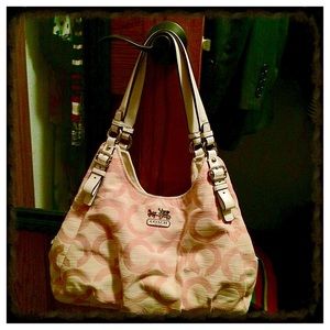👍Closet clearout price! Pink Coach purse