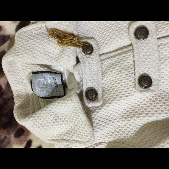 Dollhouse white coat - Picture 2 of 2