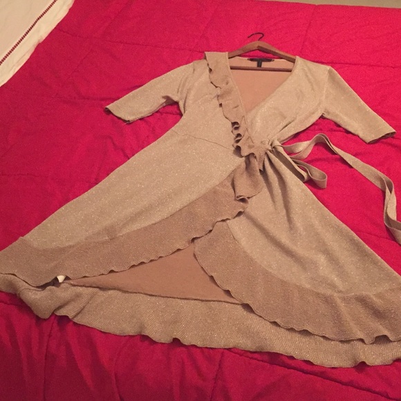 Dress - Picture 4 of 4