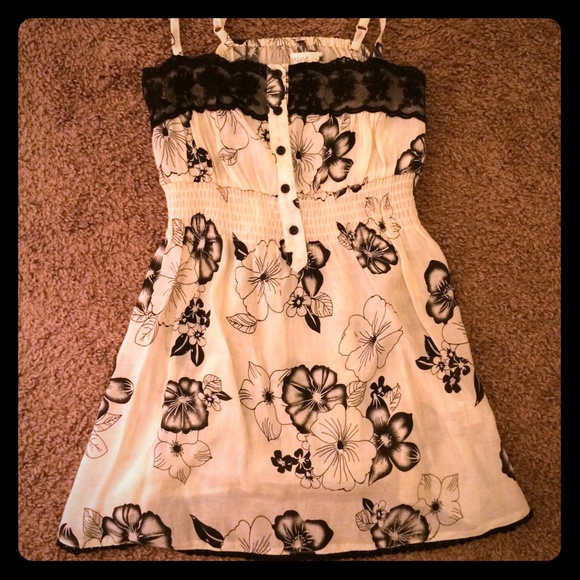 Tank top - Picture 1 of 1