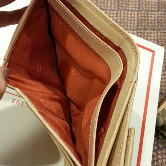 Authentic Coach signature khaki - Picture 4 of 4