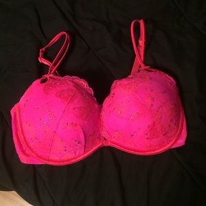 34DD PINK VS PUSH-UP BRA