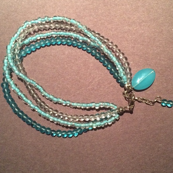 Lovely shades of blue beaded bracelet💙NWOT - Picture 1 of 4
