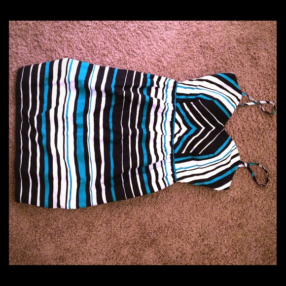 Dress - Picture 1 of 1