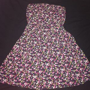 Floral strapless dress