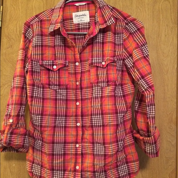 Aeropostale button up size medium