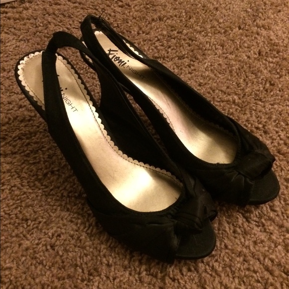 Heels - Picture 1 of 1