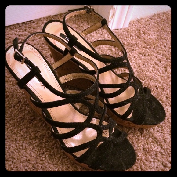 Heels - Picture 1 of 1