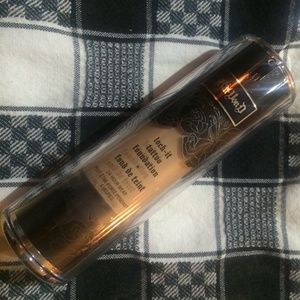 Kat Von D foundation