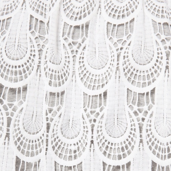 THIS ISNT AVAILABLE DUE TO MANUFACTURER'S DEFECT😔 - Picture 2 of 3