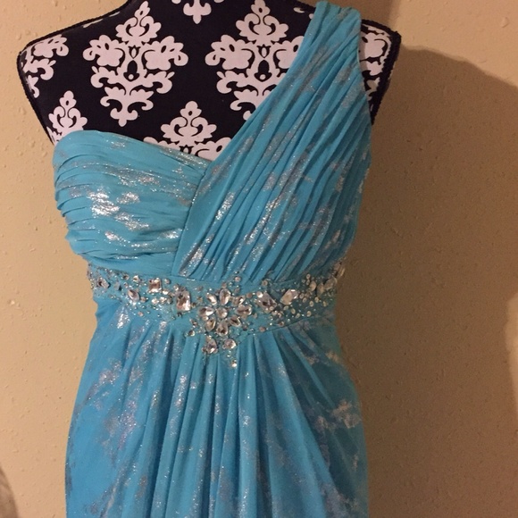 Blue & silver - Picture 2 of 4