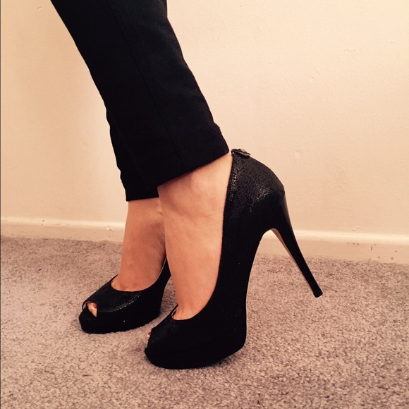 🎉HP🎉Brand New Michael Kors Pumps