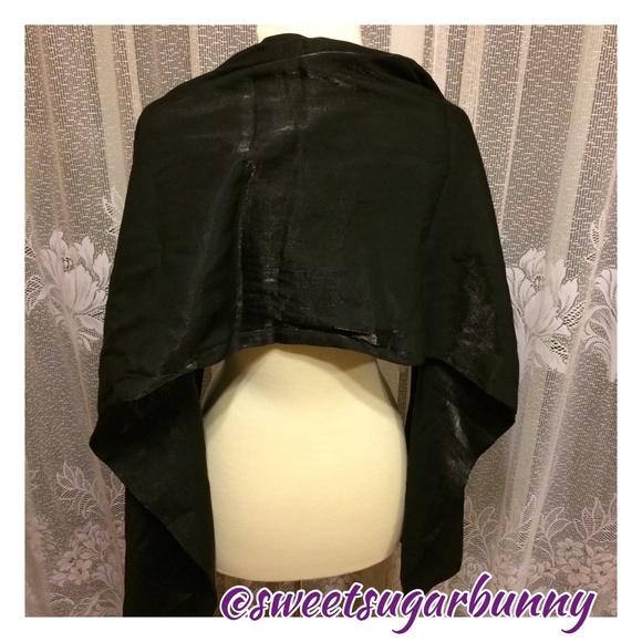 ✳️ Shimmery Wrap - Picture 2 of 4