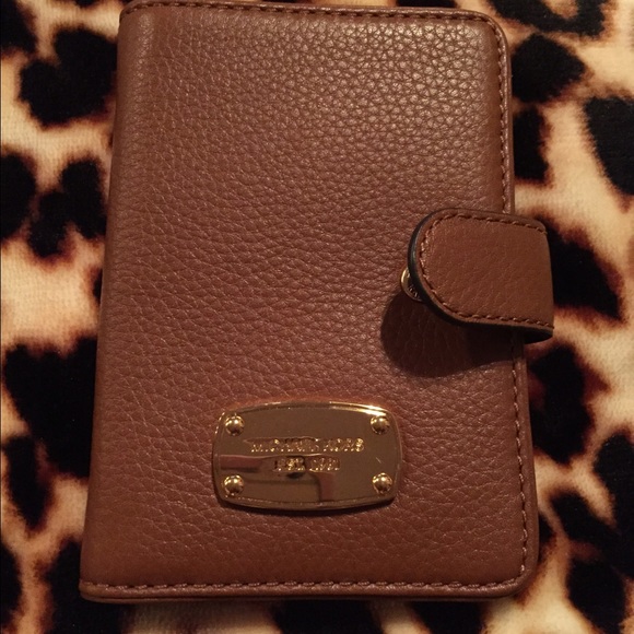 Authentic Brand New Michael Kors Passport