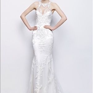 Enzoani "Isla" dress in ivory, size 12