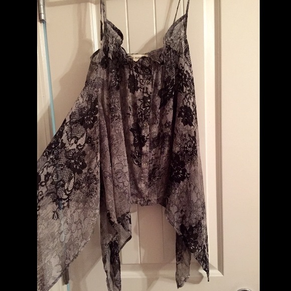 Steve Madden Tops - Steve Madden Flowy Chiffon Top