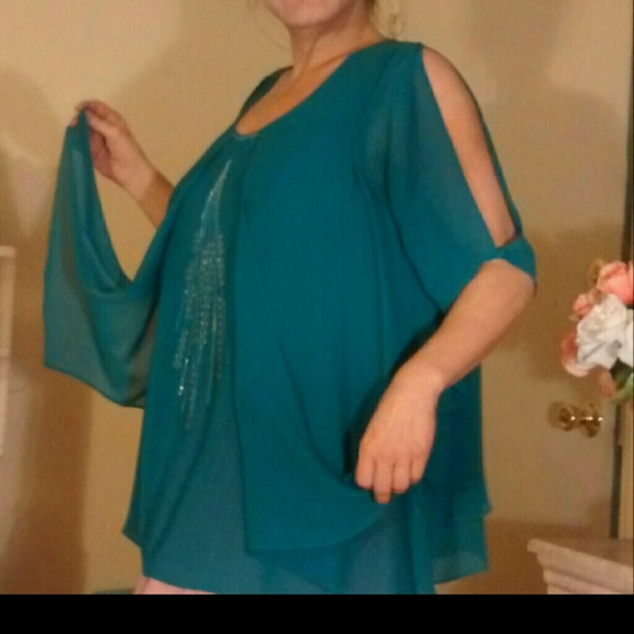 TWO LAYER CHIFFON BLOUSE WITH BEADED ACCENTS