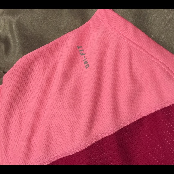 Nike women's  running top gym tee - Picture 4 of 4