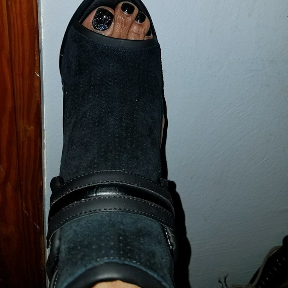 Sam Edelman sharp black shoe 6.5 - Picture 6 of 8