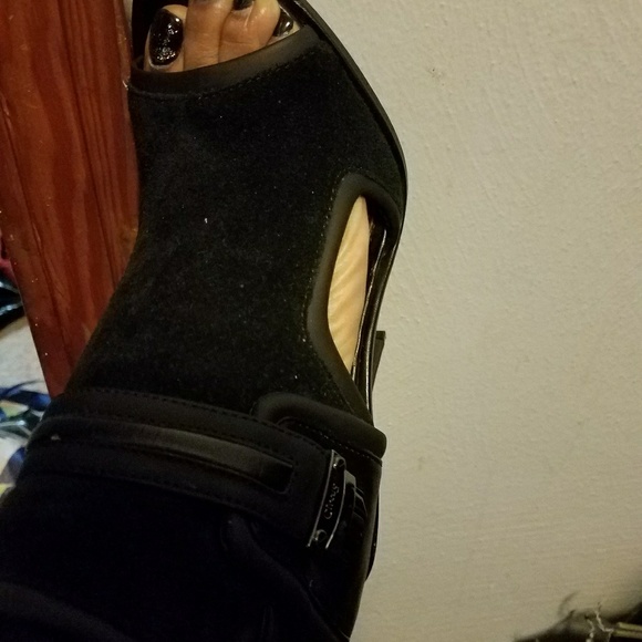 Sam Edelman sharp black shoe 6.5 - Picture 2 of 8