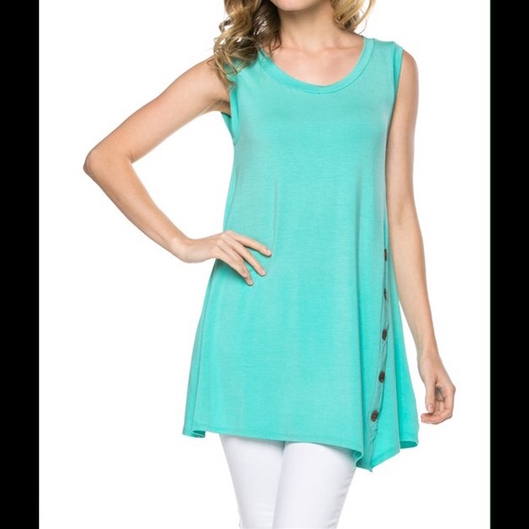 βSOLD OUT β LAST ONE White Side button tank - Picture 2 of 2