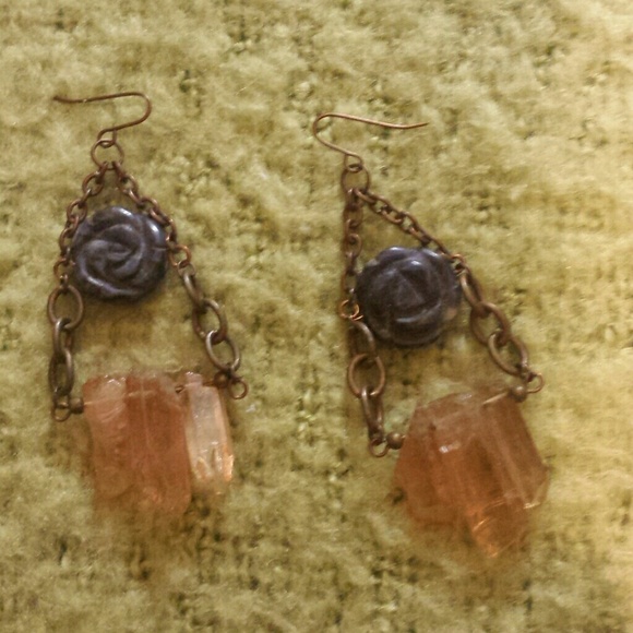 Handmade dangle earrings - Picture 2 of 2