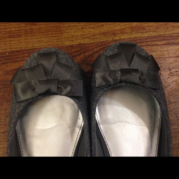 Fergalicious Adele Grey Wool Flats w/Ribbon