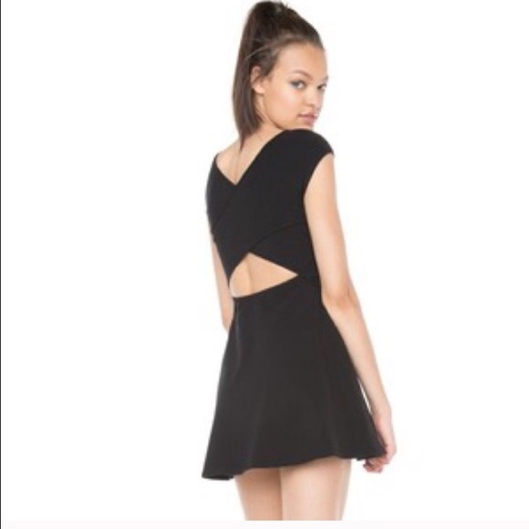 Brandy melville cross back dress - Picture 2 of 3