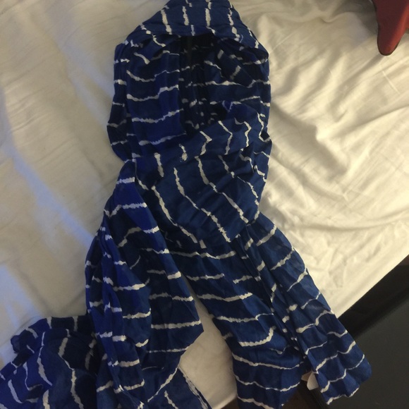 Blue and white striped scarf