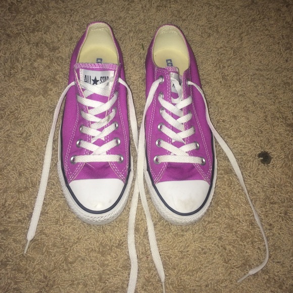 Light Purple Converse!
