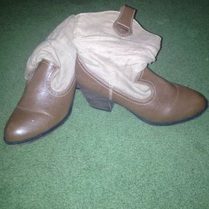 RocketDog boots... Size 8.5