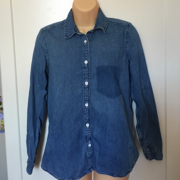 Gap Denim button up 1969 shirt