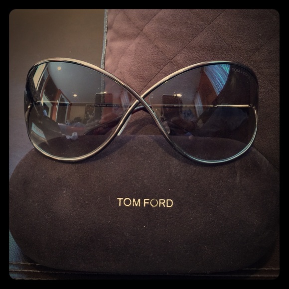 TOM FORD 🌞🌞🌞 SUNGLASSES
