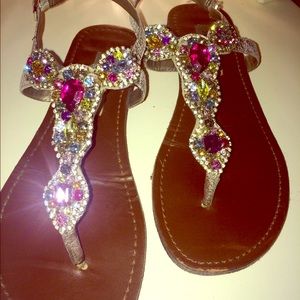 Steve Madden pewter jeweled t-strap sandals