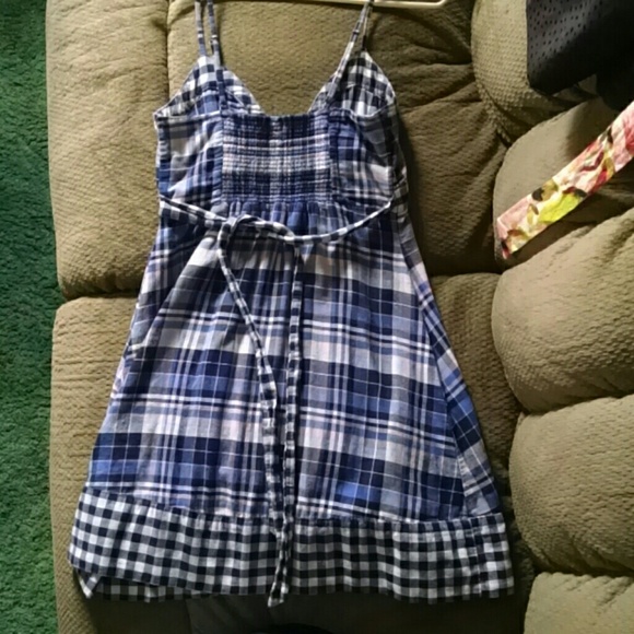 Summer dress - Picture 2 of 3
