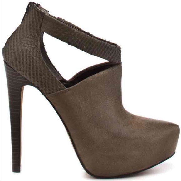 Jessica Simpson grey booties