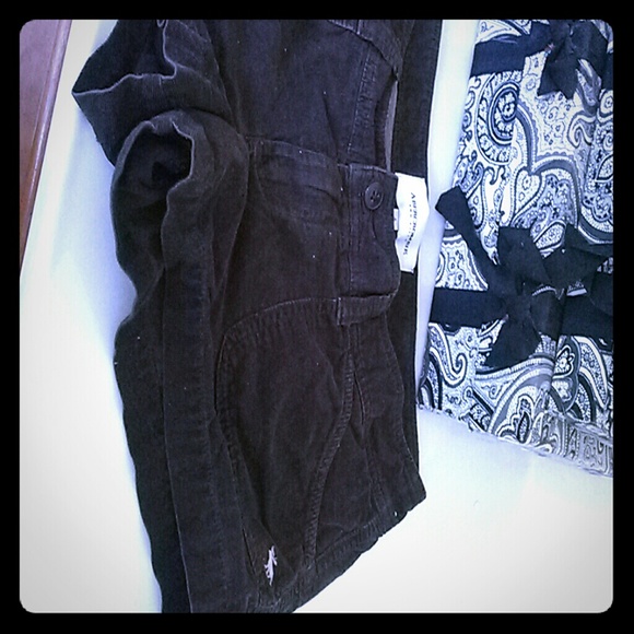 Abercrombie Fitch brown corduroy shorts sz 6