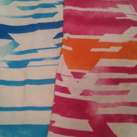 Bundle Arizona Tanks!! :) - Picture 2 of 2