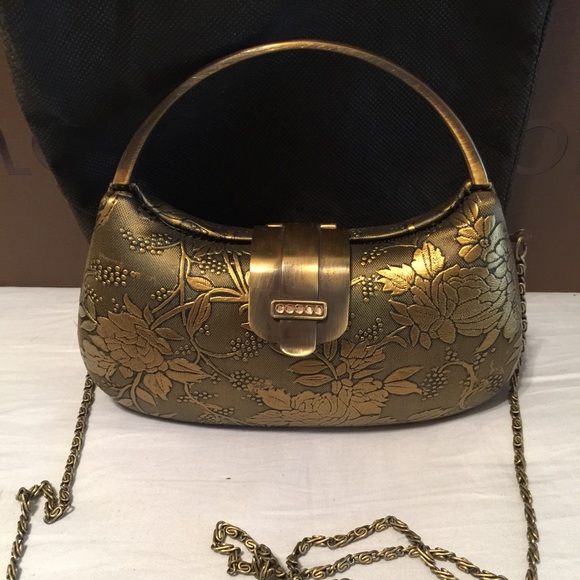Great vintage evening bag!