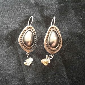 Retired Silpada earrings W1192