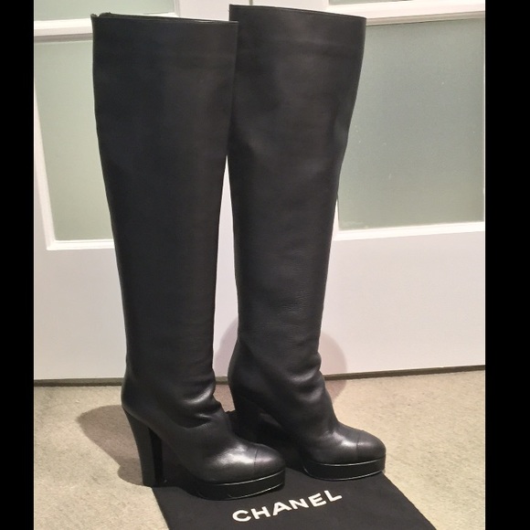 CHANEL OVER THE KNEE GOLD ZIP BOOT - NWT SZ 37 1/2 - Picture 2 of 4