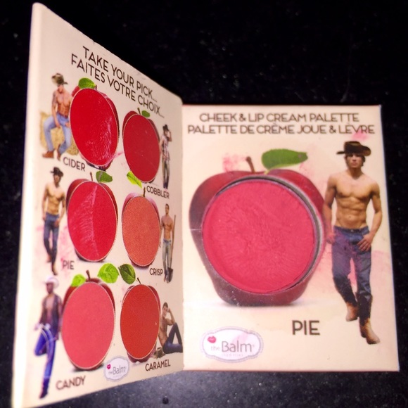 Assorted Makeup - Picture 3 of 3