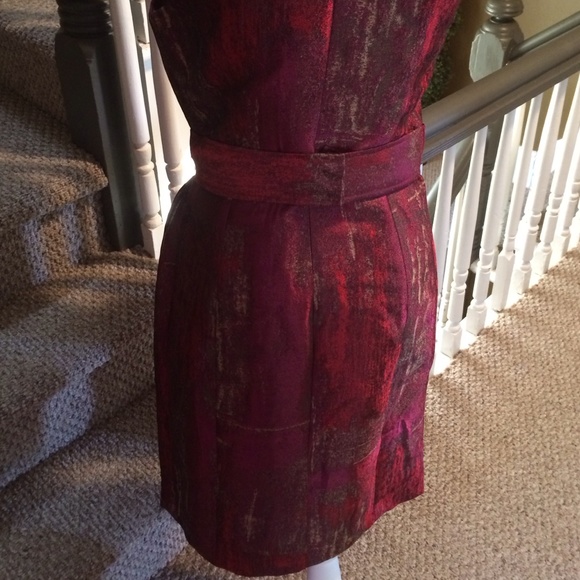 SALE 🌟👗Red and Gold Jacquard dress NWT👗👠🎉 - Picture 5 of 5