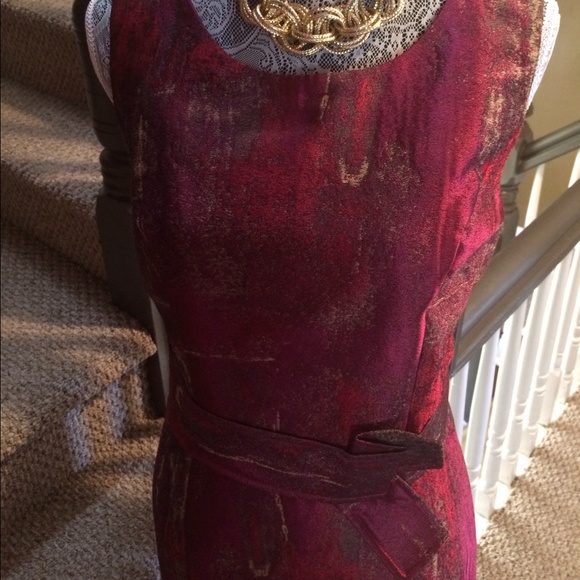 SALE 🌟👗Red and Gold Jacquard dress NWT👗👠🎉 - Picture 4 of 5
