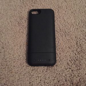 Mophie charging case for iPhone 5/5s.