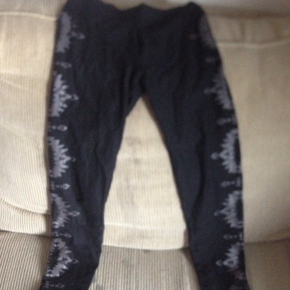 🎀 PINK: Xs Victoria's Secret leggings 🎀