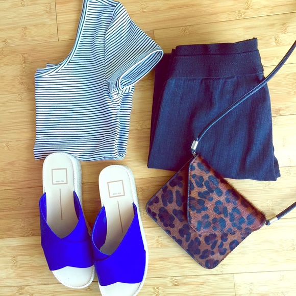 BCBG Dark Skinny Jeggings Jeans