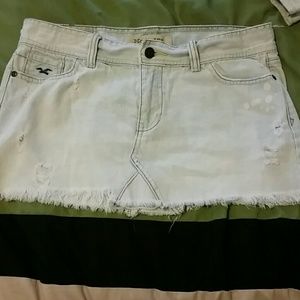 Hollister skirt
