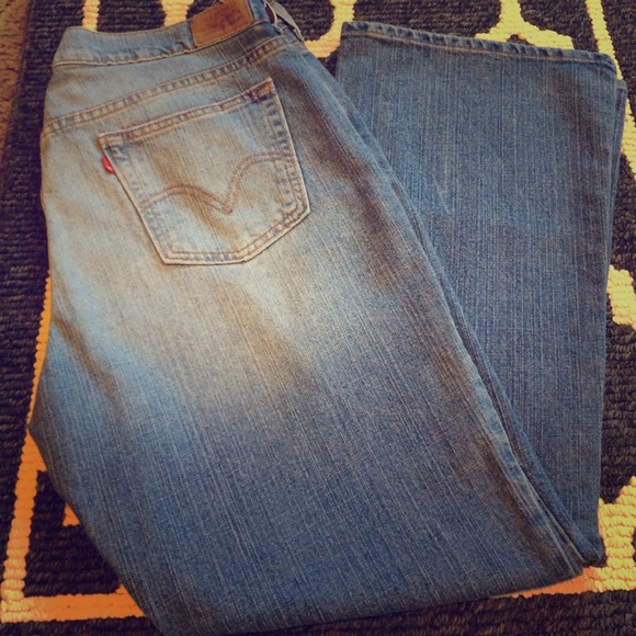 Levi's Boot Cut Jeans